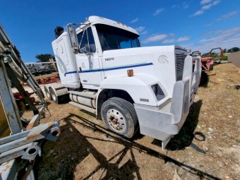 Freightliner FL112 Prime Mover - Yard Truck