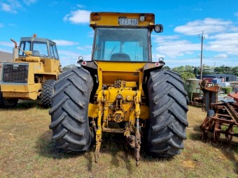Chamberlain 4080 Tractor with Front End Loader