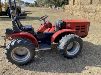 Antonio Carraro Bitrac 3800 tractor