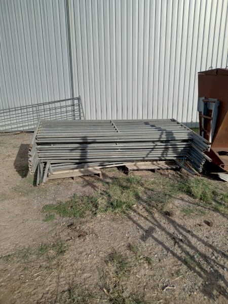 Permanent Yard Panels