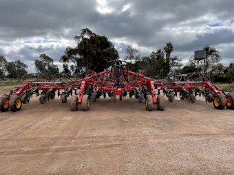 2019 Bourgault 3320QDA Bar