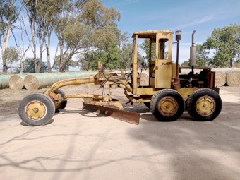 Allis Chalmers Grader