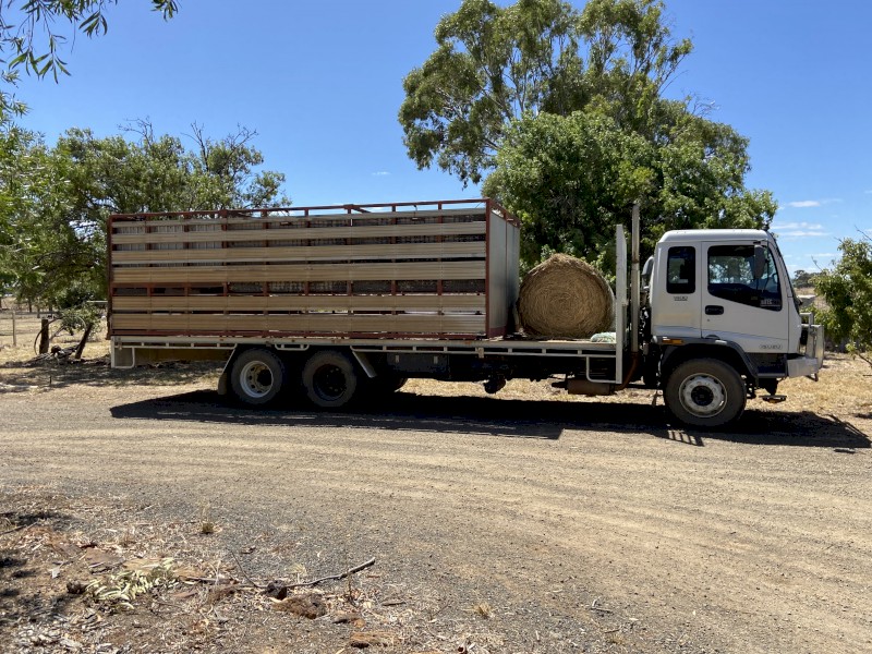 2000 Isuzu FVM 1400 Truck