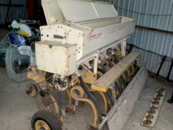 CONNOR SHEA COIL TYNE LINKAGE SEEDER GOOD WORKING ORDER