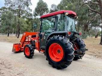Kubota L4330 Cab Tractor