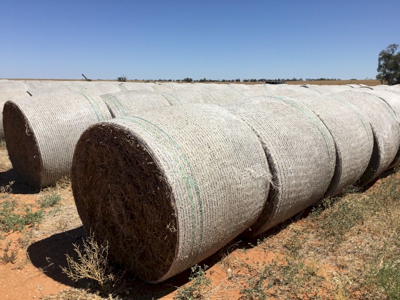 750 Vetch Hay 5x4 Rounds Bales (New Season 22/23) Farm Tender