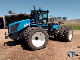 2011 New Holland T9.615 Tractor