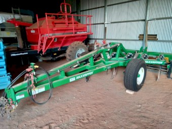 2020 K-Line 7 tyne 3200T Maxxripper Trailing 3235T