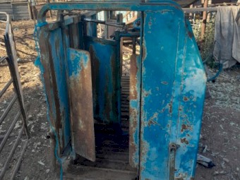 Peak Hill Sheep Handler