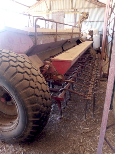 Massey Ferguson 80 Combine