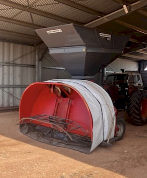 2011 Mainero 2235 Inloader