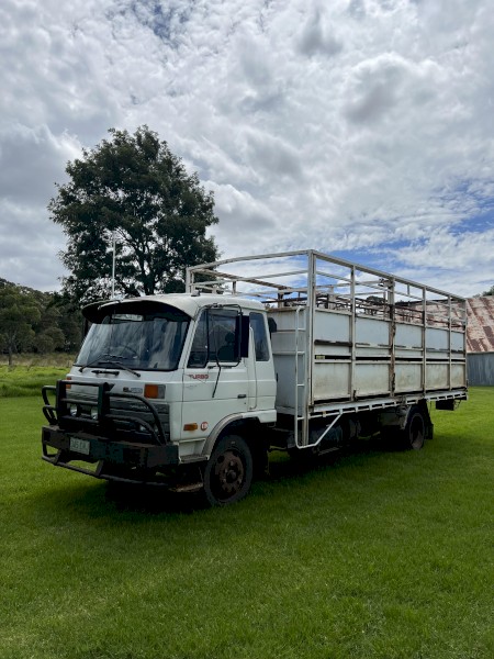 1994 Nissan UD Truck
