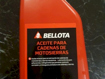 Chainsaw Chain Lubricant Price includes postage 