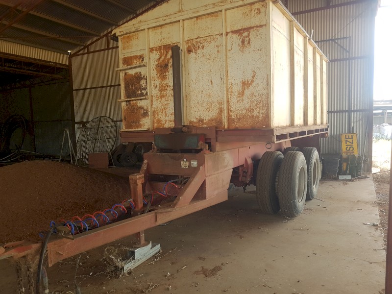Bogie Grain  trailer 