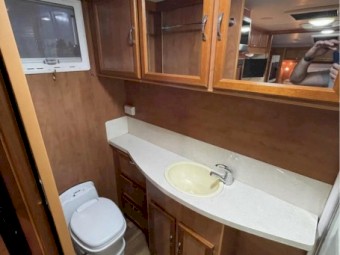 2009 Paradise Haven Semi Off-Road Full option