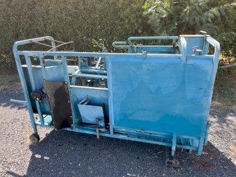 Under Auction - (A230) 2009 Peakhandler sheep handling machine - NO GST applicable 