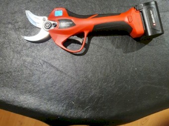 Bellota  Battery Prunners Ideal  For Vineyard's Or Orchids 