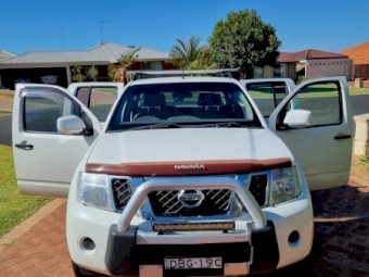 2012 Nissan Navara D40 ST 4WD Manual