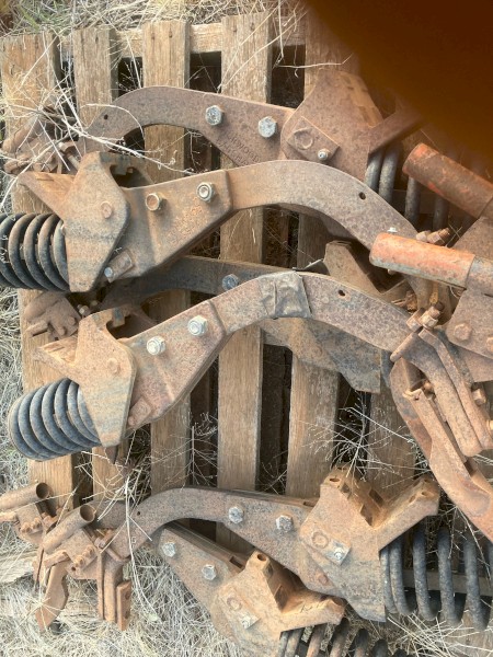 Horwood  Bagshaw  350 lb Break out tines