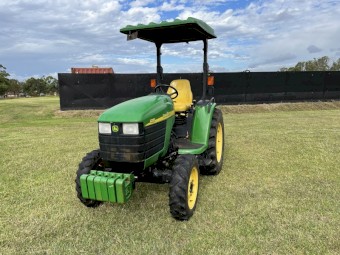 John Deere 4210