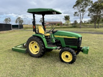 John Deere 4210