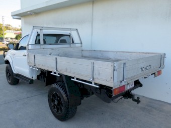 2005 Toyota Hilux GGN25R SR Cab Chassis Single Cab