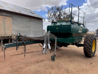 2002 Simplicity Air Cart