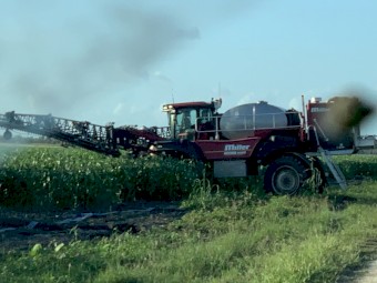 Miller Nitro 5333 Self Propelled Boom Spray