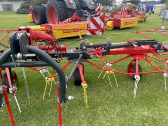 New Rožmitál 3PL Tedder Rake