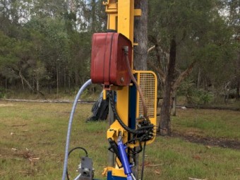 2008 Elgra-Engineering Hydraulic drop hammer post driver and auger drill.