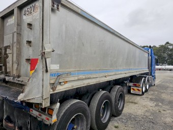 1996 Kenworth K104B with1999 Hamlex Tri Axle Chassis Tipper