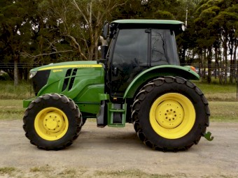 2016 John Deere 6100RC 4WD/FWA 114hp Agricultural Farm Tractor