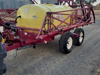 Hardi TLV 2000 18M Boom Sprayer