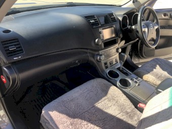 2013 Toyota Kluger  KXS AWD