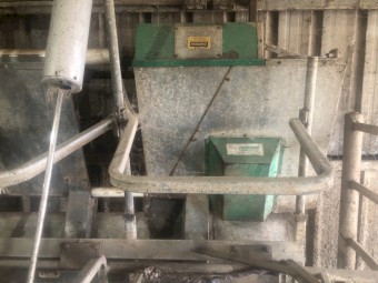 Herringbone feedtech feed system