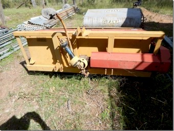 SALIBA 3PL PTO DRIVEN ROAD BROOM