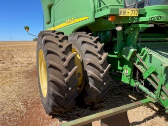 John Deere Header - for parts or repair