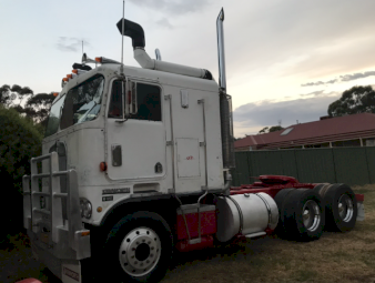 1985 k125 Kenworth