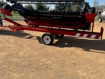 Case IH 2015 Canola Pickup Front