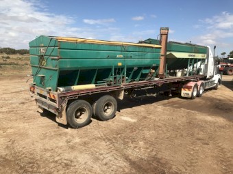 Vennings Maxifill /Jetstream 5in1 Grouper on McGrath Bogie Flat Top Trailer