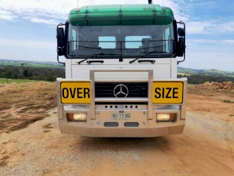 2003 Mercedes Benz  2643 LS Actros Prime Mover