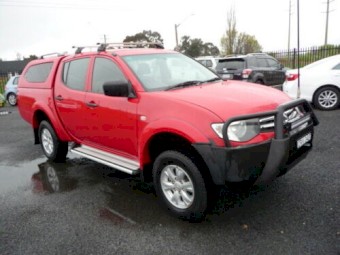  2014 Mitsubishi Triton GLX (4x4) Dual Cab Turbo Diesel 4WD Tidy Country Ute