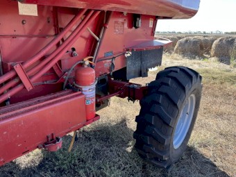2000 Case IH 2366 Header and 1020 Flex Front ##PRICED REDUCED##