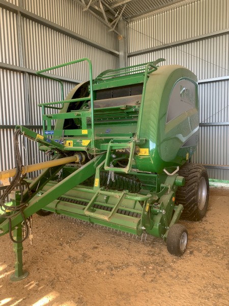 Under Auction - (A233) 2020 McHale V6750 Round Baler 