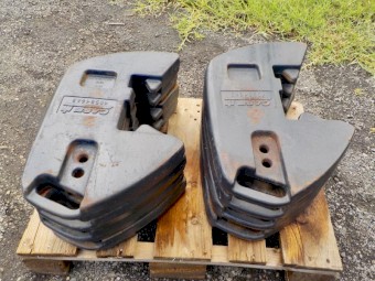  Case IH 8 x 45kg (Total 360kg) Suit Case Counter Weights