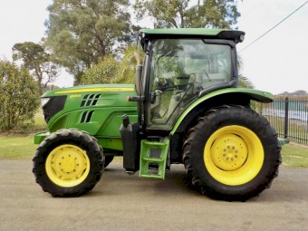 Late model 2016 John Deere 6105R 4WD/FWA 105hp Tractor