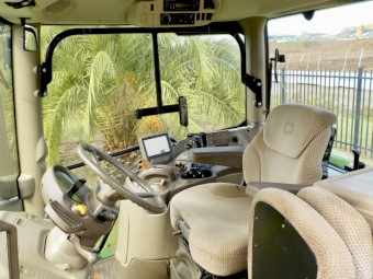 Late model 2016 John Deere 6105R 4WD/FWA 105hp Tractor