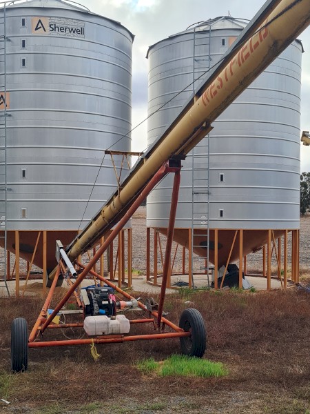 Westfield 51 ft Auger