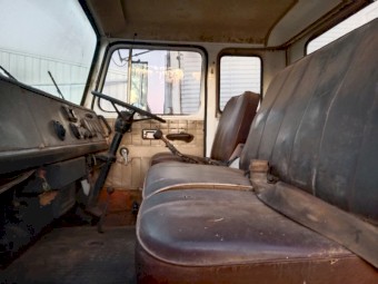 International 1830b tipper 