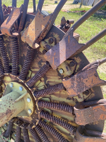 Horwood Bagshaw 7 Wheel finishing Stick Rake